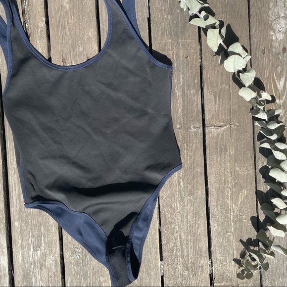 Kendall & Kylie | bodysuit swim - Picture 3 of 5